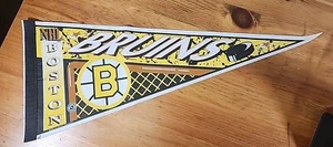 30" Boston Bruins Team NHL Hockey Pennant Wincraft 1990s. C2 - Picture 1 of 5