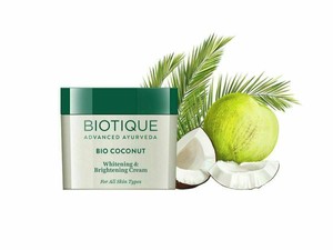 biotique black spot removal cream