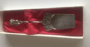 German Silver 835 Hildesheimer Rose Cake Server in Box Ornate Made in Germany - Picture 1 of 16