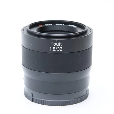 Carl Zeiss Touit 32mm F/1.8 (for SONY E mount) #105 -Near Mint- - Image 1 of 4