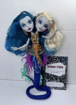 Muñeca Monster High Gran Scarrier Arrecife Gemelos Peri Perla Serpentina Diario Foto 1 de 4