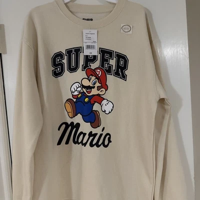 Boys Super Mario Crew Neck Sweatshirt, size 18/20 New With Tags - Image 1 of 4