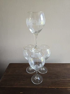 Set di 4 bicchieri da vino vintage Libbey scena albero invernale smerigliato con bordo oro 22k - Foto 1 di 8