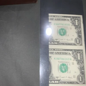 Major Printing/ Cutting One Dollar Bill not error cut from a full sheet - Picture 1 of 2