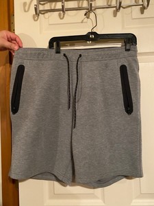 American Eagle Outfitters Regular Size 