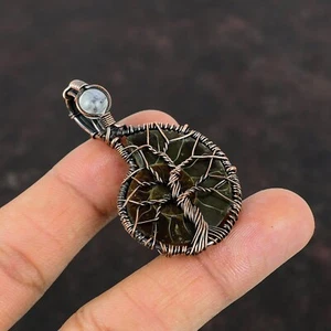 Colgante artesanal de moda de cobre piedra lunar arco iris piedra preciosa fósil pera amonita - Imagen 1 de 6