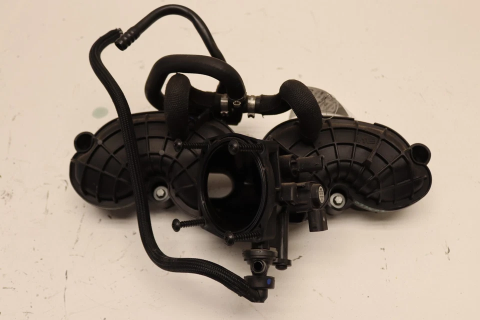 2014-2019 MERCEDES CLA45 AMG C117 2.0L ENIGNE AIR INTAKE MANIFOLD OEM - Image 1 of 4