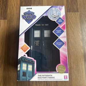 Doctor Who: The Fifteenth Dr’s Tardis,Electronic with Lights & Sounds,BBC Dr Who - Picture 1 of 5