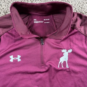Under Armour loose 1/4 Zip Pullover Moose Logo Athletic Shirt Mens Medium Maroon - Picture 1 of 9