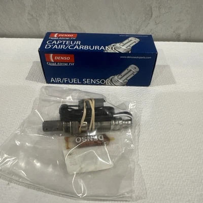 Sensor de relación aire/combustible-Código motor: F23A4 DENSO se adapta a Honda Accord 2000 2,3 L-L4 Foto 1 de 3