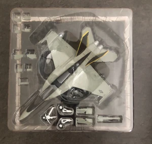Super Hornet F/A-18E Strike Fighter Squadron 27 1/72 NEUF SOUS BLISTER - Imagen 1 de 1