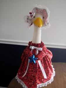 Goose clothes outfit - Patriotic asst. stars on red w/bonnet lg 24-27" goose - Picture 1 of 3