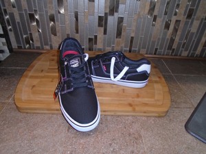 levis skate shoes