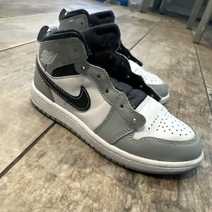 Size 1Y Nike Air Jordan 1 White/Grey/Black