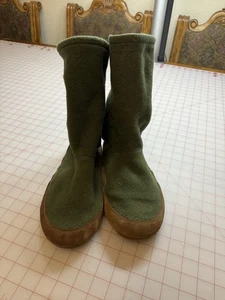 LL Bean Slipper Socks Booties Green Fleece Women  M 10.5/ 11.5  Mens Sz M 9/ 10 - Picture 1 of 3