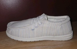 Womens Tommy Bahama Shoes Size 8.5 Loafers Slip On Boat Shoe Sneaker - Picture 1 of 9