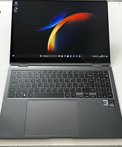 Samsung Galaxy Book3 Pro 360 5G 16 Pantalla Táctil AMOLED 256GB i5 13ª Generación 8GB RAM - Imagen 1 de 15