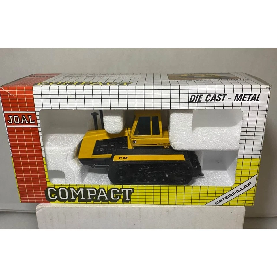 Joal Compact Tractor Cat Challenger 65,  Diecast 1/50 - Image 1 of 4