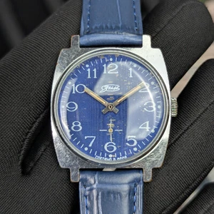 Reloj clásico ZIM (Pobeda) esfera azul 2602 15 joyas hecho en URSS años 80 - Imagen 1 de 8