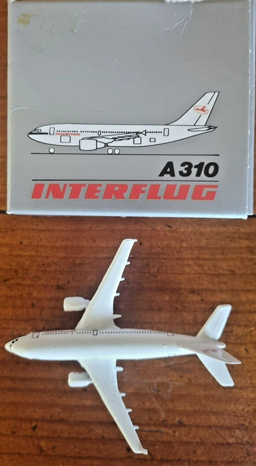 INTERFLUG. AIRBUS A310 . Schabak # 923/110 Scale 1:600 Diecast Model. — 第 1/1 张图片