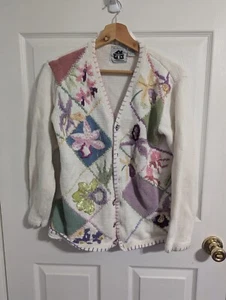 Storybrook Strick Damen Pullover Größe Small Cardigan weiß Blumen Blumen Oberteil - Bild 1 von 3