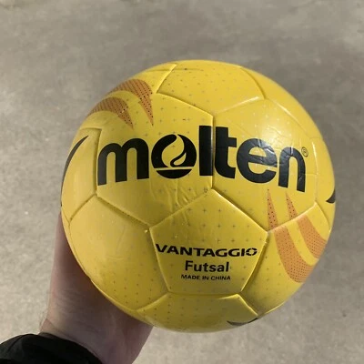 Molten Acentec Vantaggio Futsal Soccer Ball Size 4 FIFA Quality VG-4000A New