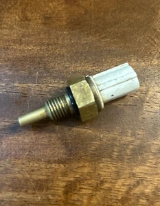 Coolant temperature sensor for a 2013-2016 CRF 250r 450 R - Picture 1 of 5