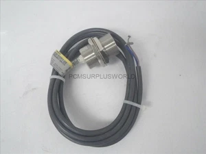 E2E-X10Y1-US E2EX10Y1US Omron Näherungsschalter Sensor 24-240VAC (gebraucht und getestet - Bild 1 von 3