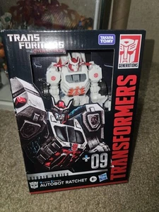 Transformers Studio Series GAMER EDITION Voyager Class RATCHET Figure NIB - Picture 1 of 2