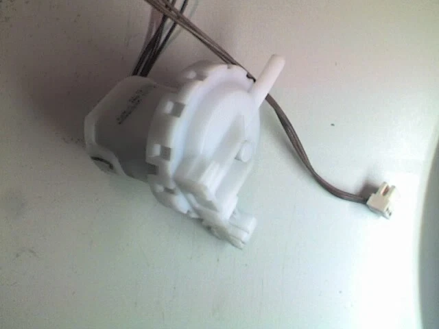 BOSCH CLASSIXX  White Washing Machine, BREAKING for PRESSURE SWITCH - W - Image 1 of 1