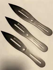 Smith & Wesson SWTK8BCP Three 8in Stainless Steel Throwing Knives Set with Nylon - Picture 1 of 3