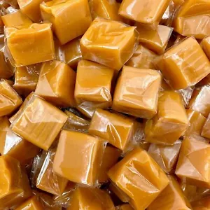Caramelle quadrate caramello alla vaniglia, avvolte singolarmente, confezione da 1,5 libbre - Foto 1 di 7