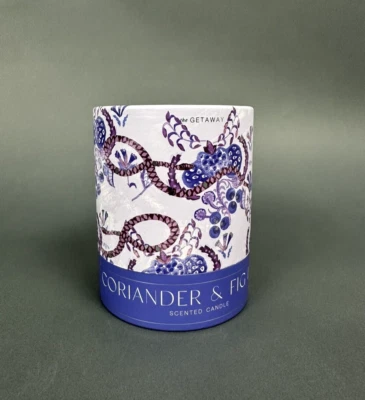 Vela en caja Anthropologie Getaway cilantro fresco y hoja de higo Foto 1 de 4