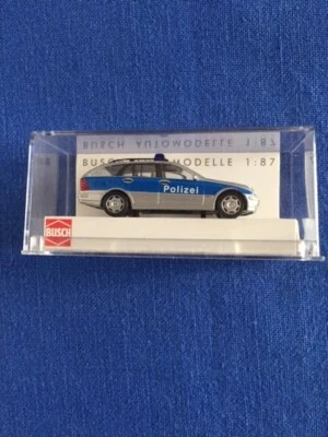 BUSCH 1/87 MERCEDES BENZ C-Klasse Autobahnpolizei # 49156 da collezione. - Immagine 1 di 4