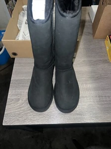 UGG Classic Tall II Damenstiefel 1016224 Farbe schwarz Wildleder-Obermaterial authentisch Größe 10 - Bild 1 von 6