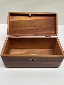 Antique Vtg Stuart Iowa Advertising Johnson Furniture Jewelry Cedar Chest - Picture 1 of 12