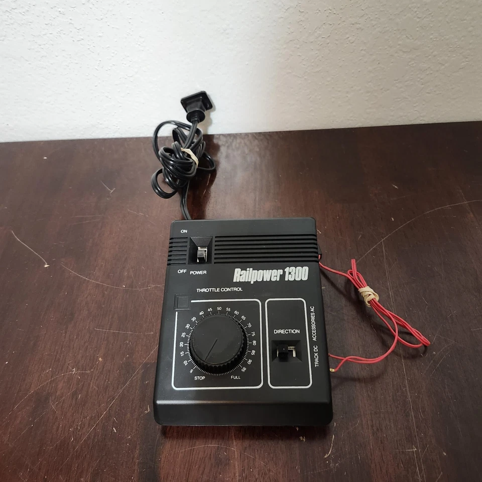 MRC Railpower 1300 Model Train Power Pack Hobby Transformer - Image 1 of 4