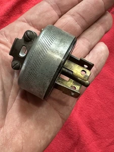 VINTAGE HUBBELL 5 PIN ARMORED EXTERNALLY GROUNDED TWIST LOCK MALE PLUG UL RATED - Picture 1 of 9