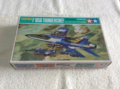 F105D Thunderchief 1/100 TAMIYA [non assemblato] - Immagine 1 di 4