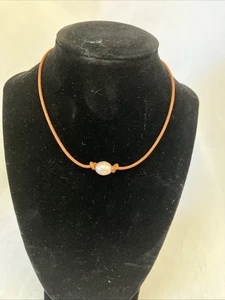 15”Leather Choker Necklace With Real Pearl.handmade By Tennessee Artisan New - Picture 1 of 5