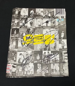 "EXO signiert "XOXO" (koreanischer Ver.) 1. Album Umverpackung signierte PROMO CD - Bild 1 von 24