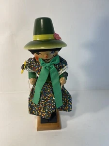 STEINBACH VINTAGE 1980'S "MRS. FRAU GERTRUDE APPLE LADY" NUTCRACKER No Basket - Picture 1 of 12