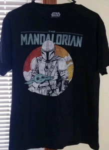 Star Wars The Mandalorian Black Short Sleeve Cotton T-Shirt, Size MEDIUM - Picture 1 of 5