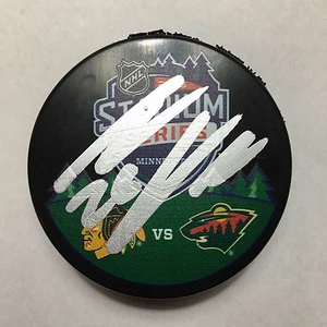 GFA Minnesota Stadium Series * THOMAS VANEK * Signed NHL Logo Puck COA - Picture 1 of 1