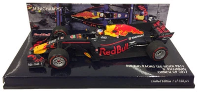 Minichamps Red Bull RB13 #3 Chinese GP 2017 - Daniel Ricciardo 1/43 Scale - Image 1 of 3