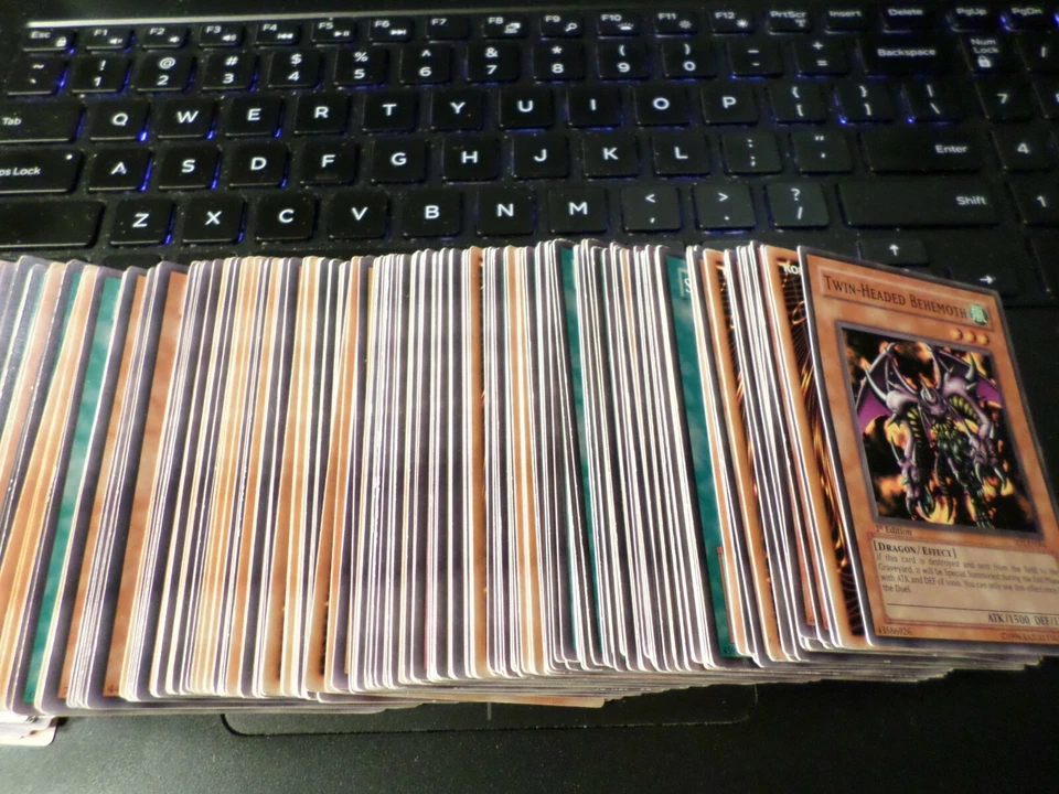 YUGIOH STARTER DECK 1 - 10 COMMON CARD SD1 TO SD10 YOU PICK - Image 1 of 1