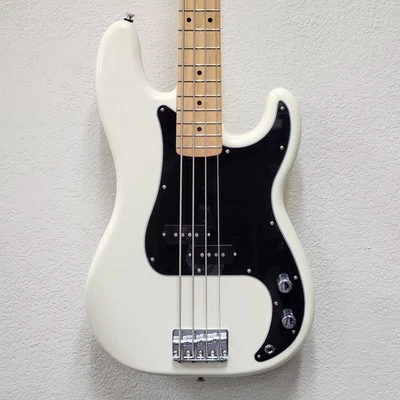 Fender Standard Precision Bass 2025- Olympic White - Image 1 of 4