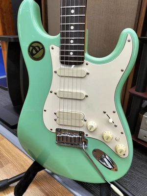 Fender USA Jeff Beck Strat E-Gitarre RW SFG MIT DC JP - Bild 1 von 4