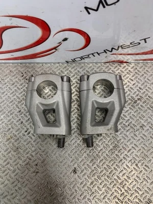 TRIUMPH TIGER EXPLORER 1200 ABRAZADERAS ELEVADORAS MANILLAR 2017 REF BK529 Foto 1 de 4