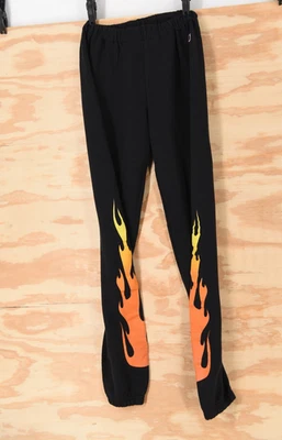 Pantalones deportivos Kylie Jenner Champion Flame negros Foto 1 de 4